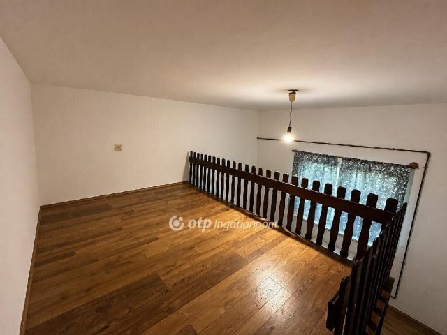 Eladó téglalakás, Budapesten, IV. kerületben 37 M Ft, 1 szobás