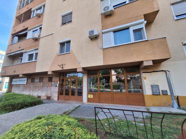 Eladó téglalakás, Győrött 29.99 M Ft, 1 szobás