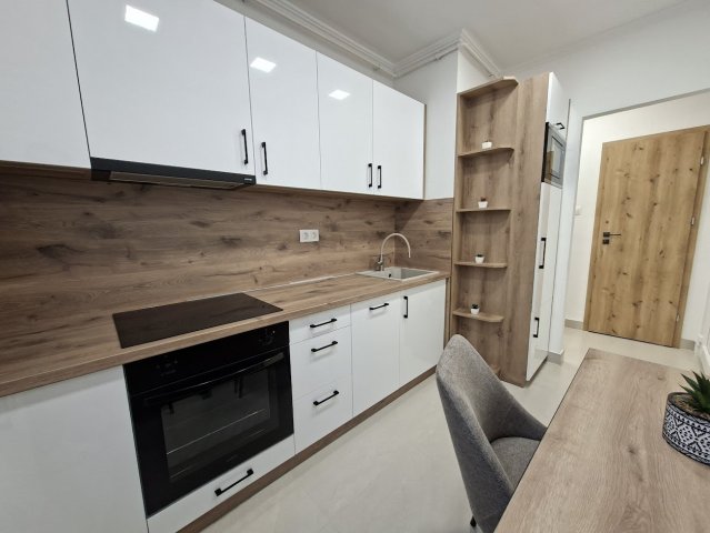 Eladó téglalakás, Debrecenben, Honvéd utcában 75.9 M Ft