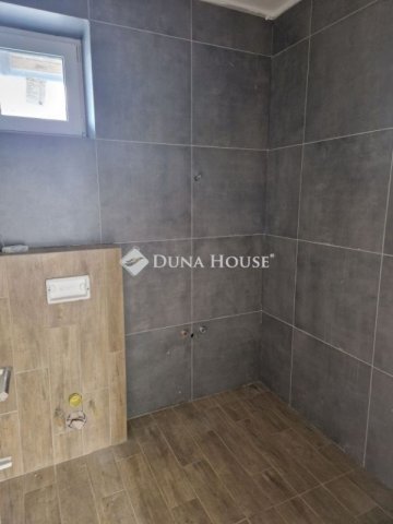 Eladó ikerház, Üllőn 120 M Ft, 4 szobás / költözzbe.hu