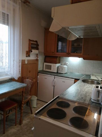 Eladó téglalakás, Tatabányán 39 M Ft, 2+1 szobás