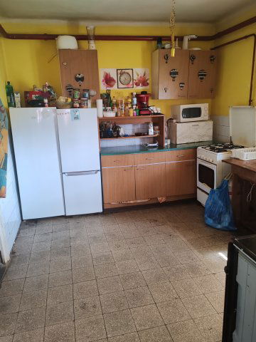 Eladó családi ház, Nován 14.9 M Ft, 2+1 szobás