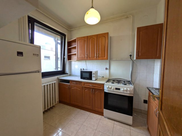 Kiadó téglalakás, albérlet, Debrecenben 270 E Ft / hó, 3 szobás
