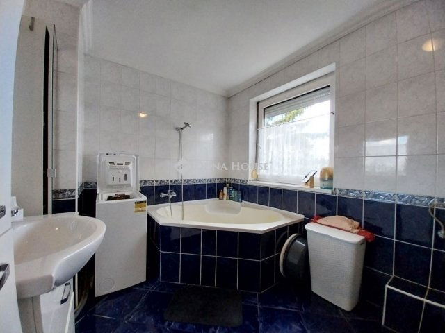 Eladó téglalakás, Budapesten, XVII. kerületben 119.9 M Ft