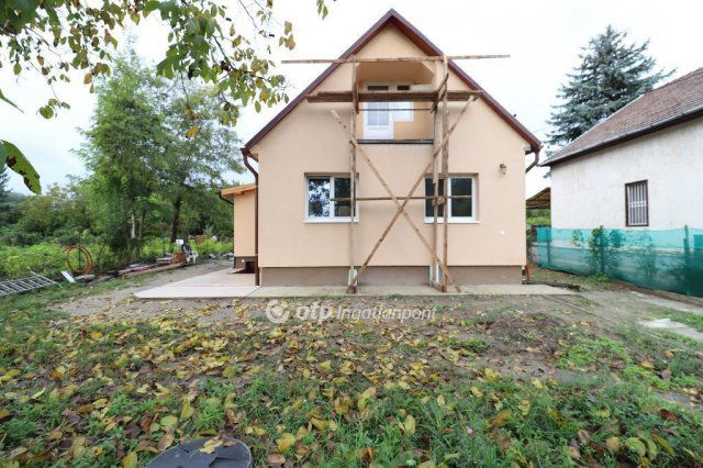 Eladó ikerház, Dömsödön 43 M Ft, 3 szobás