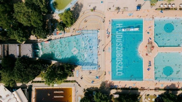 Eladó téglalakás, Hajdúszoboszlón 60 M Ft, 3 szobás