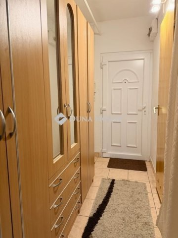 Eladó panellakás, Szombathelyen 32.5 M Ft, 1 szobás