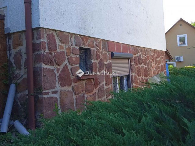 Eladó családi ház, Fonyódon 53.9 M Ft, 7 szobás