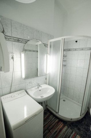 Kiadó téglalakás, albérlet, II. kerületben, Baka utcában