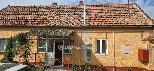 Eladó családi ház, Létavértesen 27.5 M Ft, 2 szobás