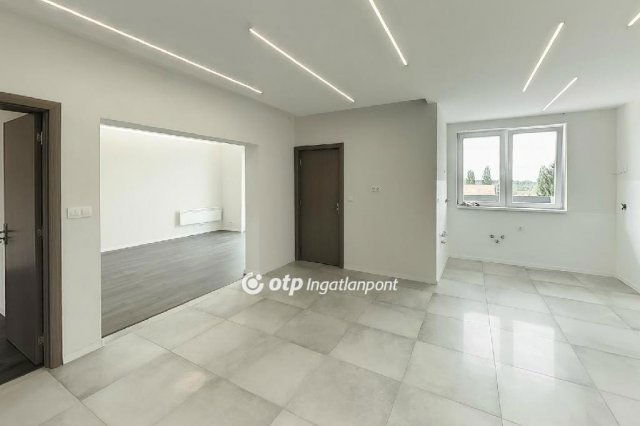 Eladó családi ház, Gyenesdiáson 139 M Ft, 4+1 szobás