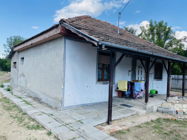 Eladó családi ház, Pusztavacson 25.9 M Ft, 2+2 szobás