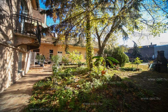 Eladó sorház, Budapesten, IV. kerületben 149 M Ft, 7 szobás