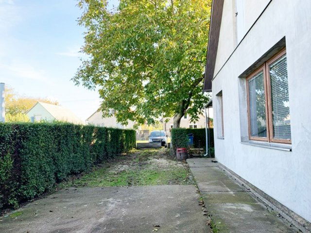 Eladó családi ház, Dombóváron 34.99 M Ft, 3 szobás