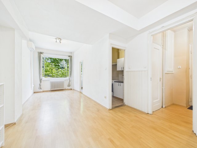 Eladó téglalakás, Budapesten, II. kerületben, Lövőház utcában