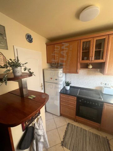 Kiadó téglalakás, albérlet, V. kerületben, József nádor téren