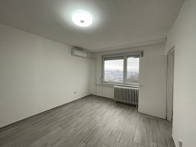 Eladó panellakás, Miskolcon, Vászonfehérítő utcában 24.79 M Ft