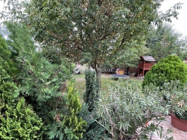 Eladó családi ház, Helvécián 89.9 M Ft, 4 szobás