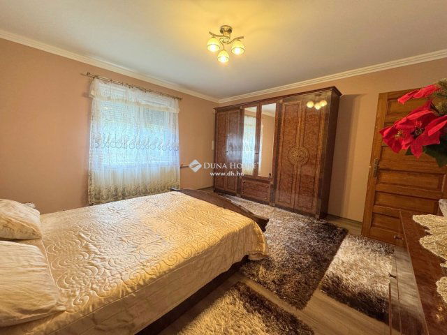 Eladó családi ház, Nyírbogdányon 45.9 M Ft, 3 szobás