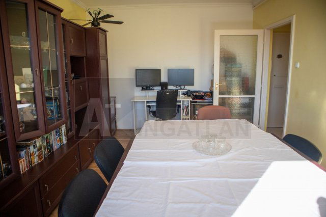 Eladó panellakás, Szegeden 45 M Ft, 2 szobás