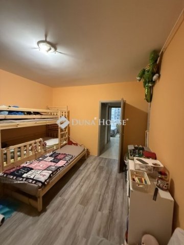 Eladó téglalakás, Budapesten, IV. kerületben 84.8 M Ft, 3 szobás