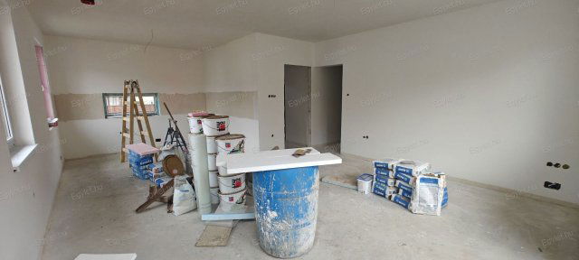 Eladó téglalakás, Százhalombattán 113.75 M Ft, 4 szobás