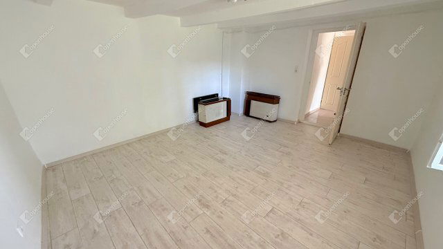 Eladó családi ház, Pándon 29.9 M Ft, 4 szobás