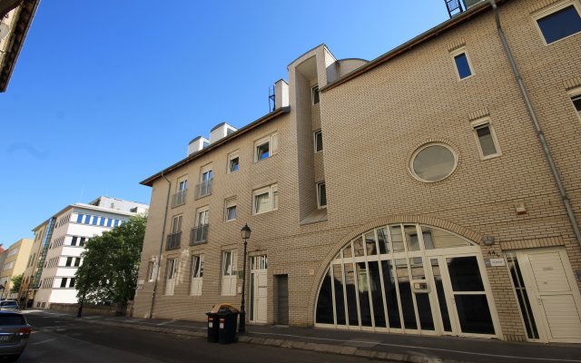 Kiadó téglalakás, albérlet, I. kerületben, Logodi utcában