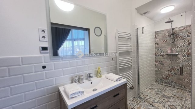 Kiadó téglalakás, albérlet, Egerben 360 E Ft / hó, 2 szobás