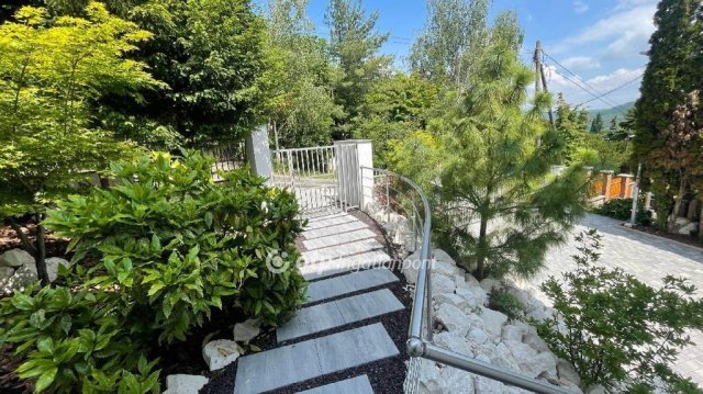 Eladó családi ház, Budapesten, II. kerületben 989 M Ft, 5 szobás