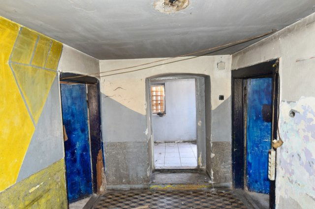 Eladó családi ház, Veszprémben 21.9 M Ft, 2 szobás
