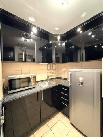 Eladó téglalakás, Budapesten, VIII. kerületben 54.999 M Ft