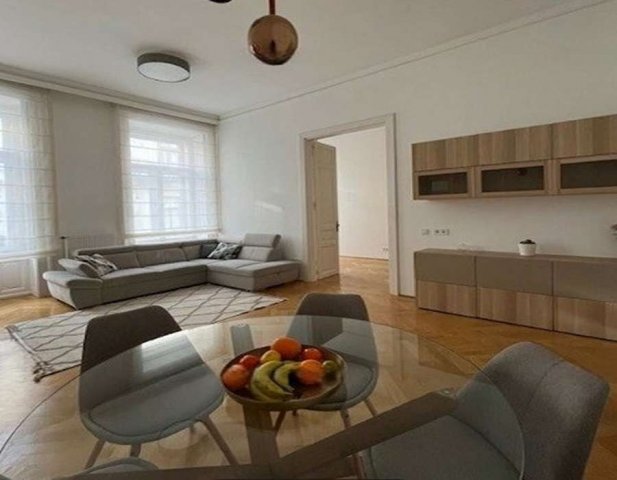 Kiadó téglalakás, albérlet, V. kerületben, Mérleg utcában