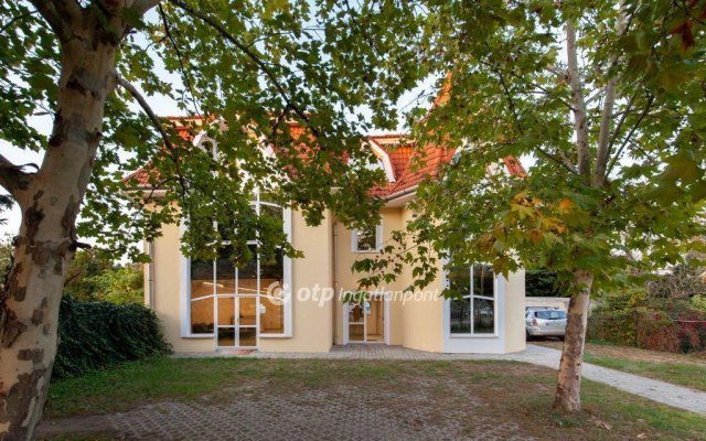 Eladó családi ház, Budapesten, XVIII. kerületben 189 M Ft