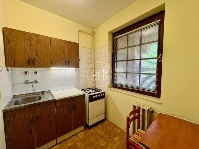 Eladó téglalakás, Szegeden, Bárka utcában 39.9 M Ft, 1 szobás