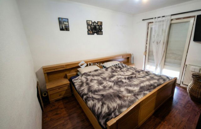 Eladó családi ház, Felsőpakonyban 84.9 M Ft, 9 szobás