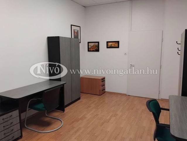 Kiadó iroda, Veszprémben 72 E Ft / hó, 1 szobás