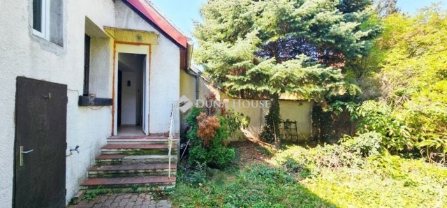 Eladó családi ház, Szombathelyen 68.5 M Ft, 7 szobás