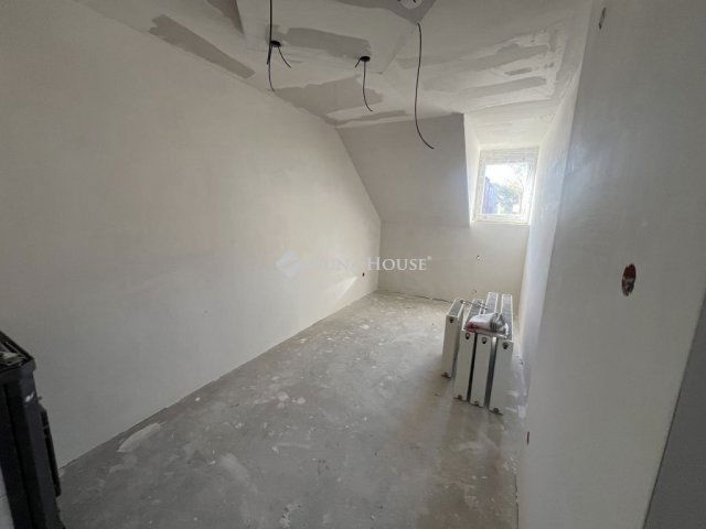 Eladó téglalakás, Hódmezővásárhelyen 60 M Ft, 4+1 szobás