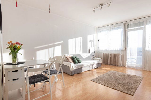 Eladó panellakás, Budapesten, XVII. kerületben, Pesti úton