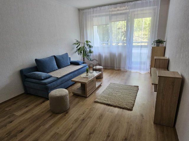 Eladó panellakás, Győrött 41.9 M Ft, 1 szobás