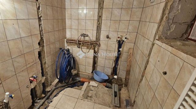 Eladó ikerház, Orfűn 34.99 M Ft, 3 szobás / költözzbe.hu