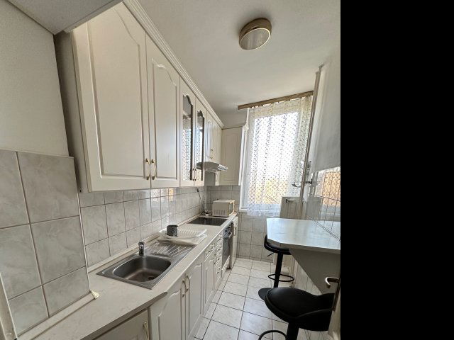 Kiadó téglalakás, albérlet, Tatabányán 140 E Ft / hó