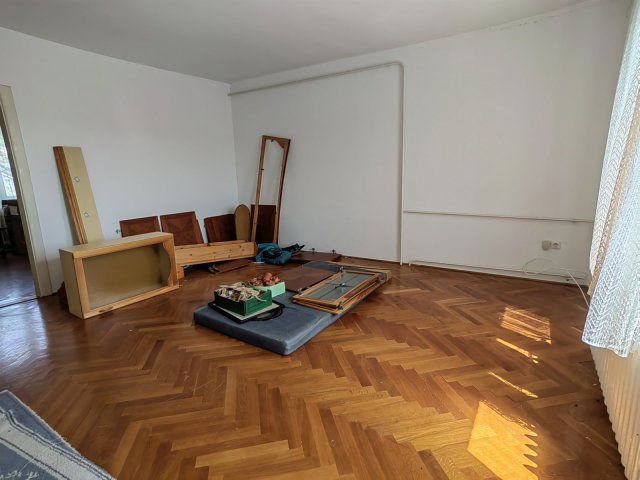 Eladó családi ház, Miskolcon 89.9 M Ft, 8+1 szobás