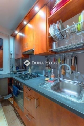 Eladó panellakás, Budapesten, XXI. kerületben 62 M Ft, 3 szobás