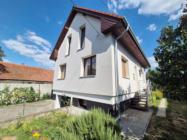 Eladó családi ház, Taksonyon 92.5 M Ft, 3 szobás