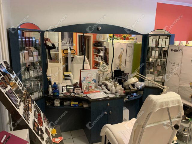 Eladó üzlethelyiség, Sárbogárdon 39 M Ft, 3 szobás