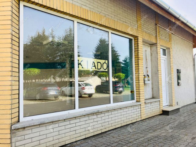 Kiadó üzlethelyiség, Lentiben 150 E Ft / hó