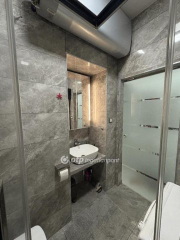 Eladó téglalakás, Budapesten, IX. kerületben 66.5 M Ft, 1 szobás