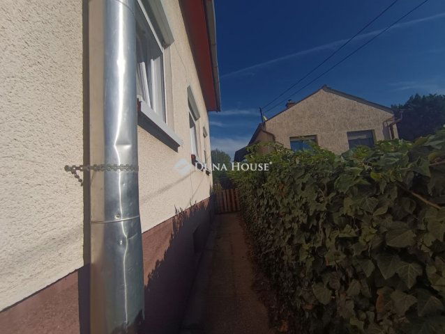 Eladó családi ház, Szigetszentmiklóson 63.9 M Ft, 3 szobás